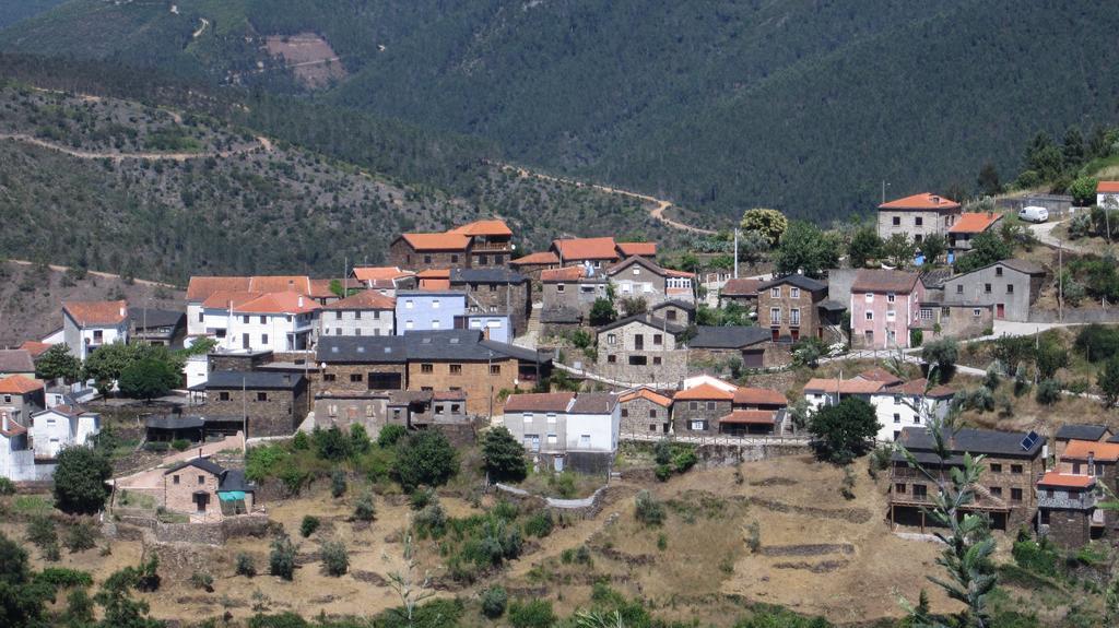 Casa das Oliveiras Colmeal  Zimmer foto